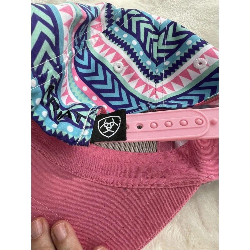 Ariat Youth Girls Hat Western Horses SnapBack Adjustable Multicolor‎ Very Good!